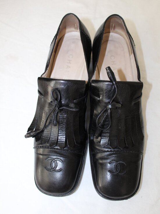 CHANEL Shoes - Chanel Vintage Square Toe Loafers Fringe Accent CC Toe Cap Block Heel 40.5 10.5